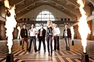 Super Sundays voordelig boeken bij burolivemuziek.nl