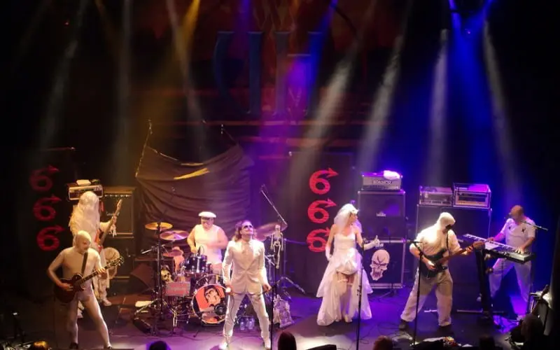 666 The Nightmare boek je voordelig bij burolivemuziek.nl