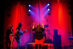 DivaH and The Mama’s Boys voordelig boeken bij burolivemuziek.nl