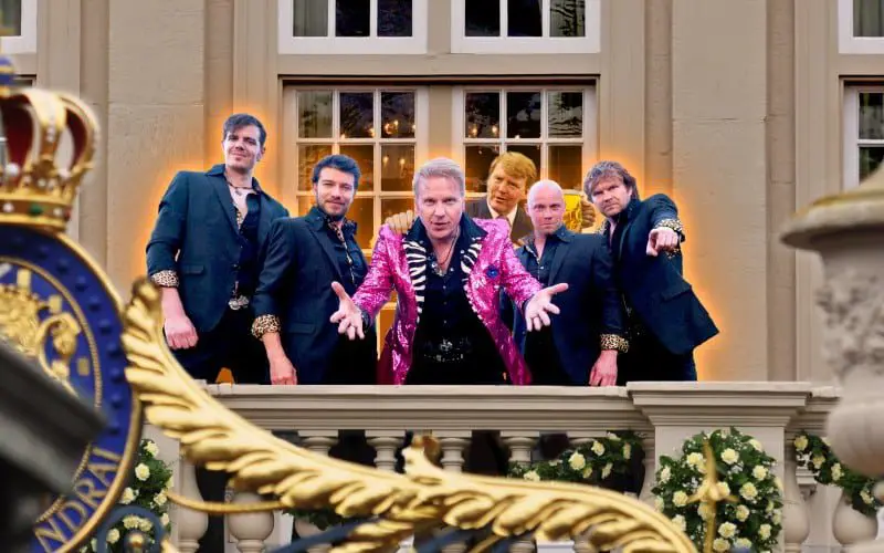 De Triestos boek je voordelig bij Burolivemuziek.nl