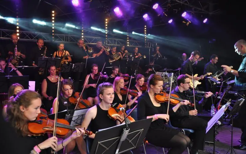 Dynamic Orchestra voordelig boeken bij Burolivemuziek.nl