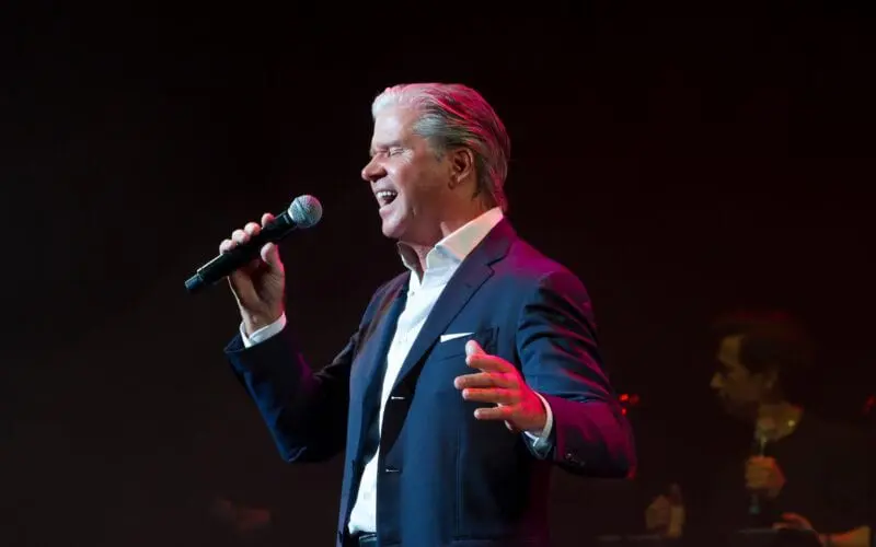 Dries Roelvink boek je bij Burolivemuziek.nl