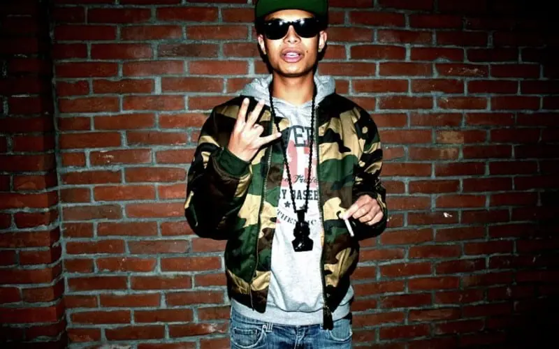 Ronnie Flex voordelig boeken bij Burolivemuziek.nl