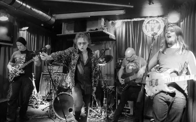 van halen tribute 5150 boek je voordelig bij BUROLIVEMUZIEK.NL