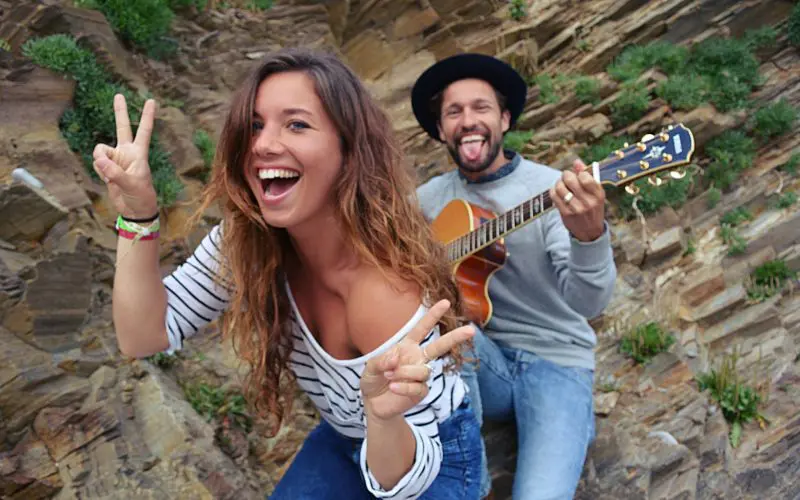 MRANDMRSHOSPES boek je bij Burolivemuziek.nl