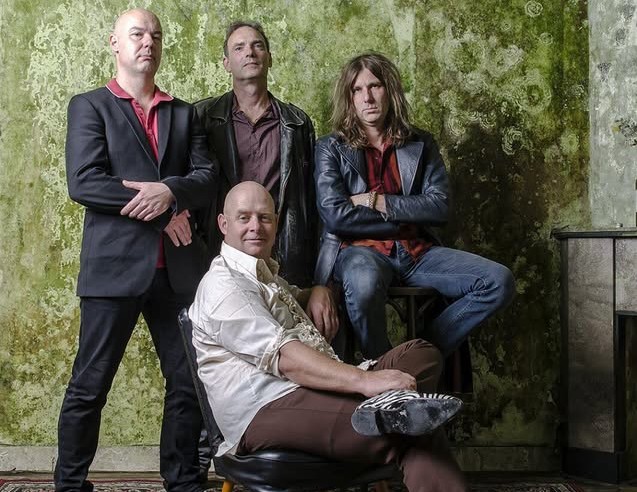 Stars Like Us boek je bij Burolivemuziek.nl