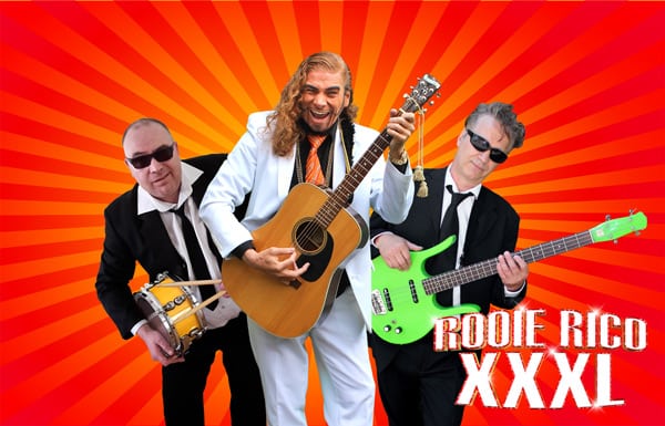 Rooie Rico XXXL voordelig boeken bij Burolivemuziek.nl