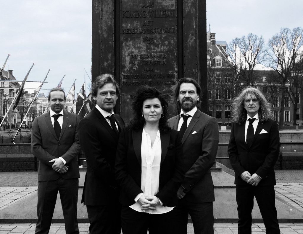 Binnenlandsche Zaken boeken