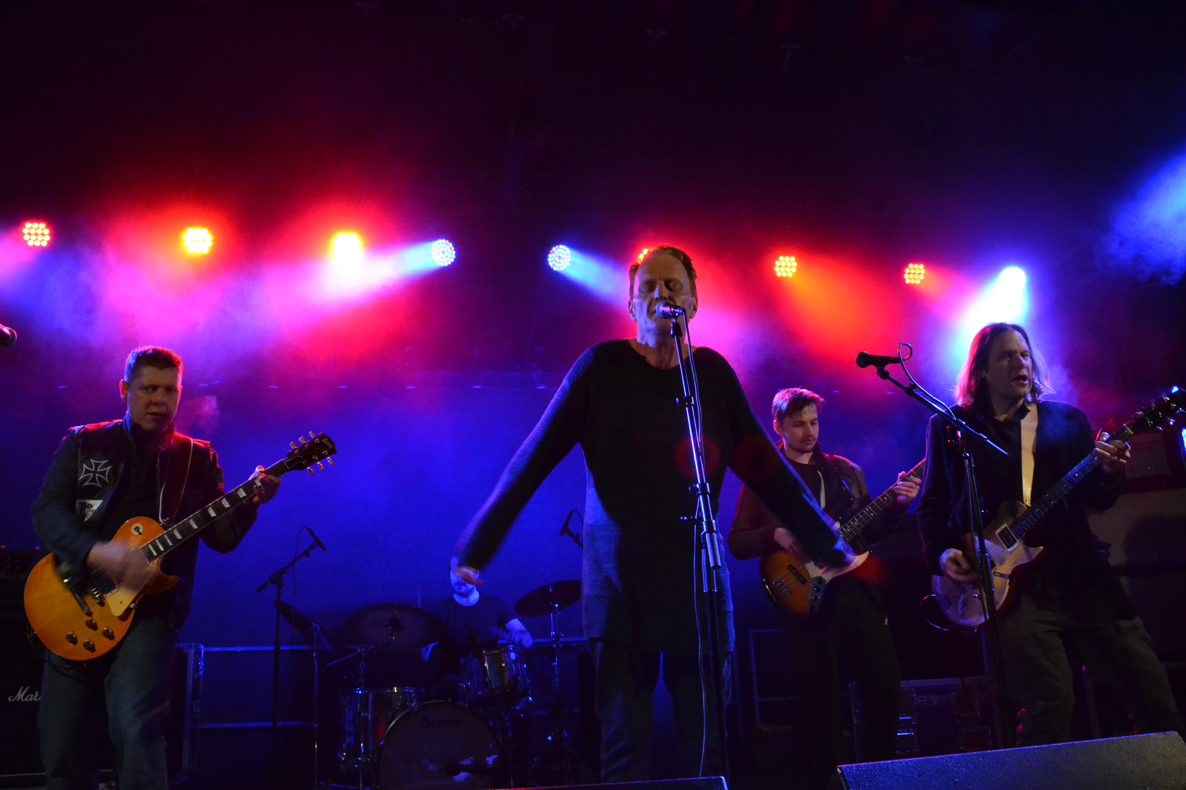 Live and Dangerous boeken