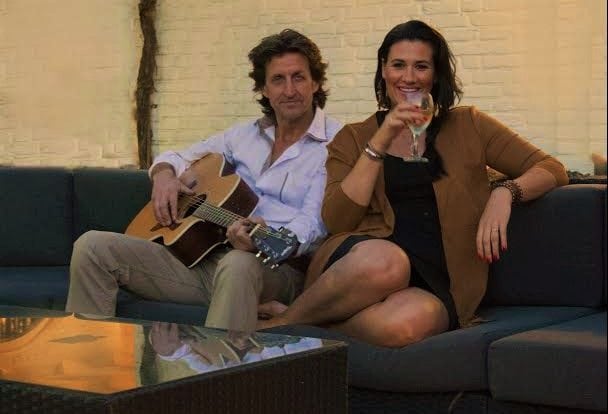 INTO FM (Akoestisch Duo) boeken