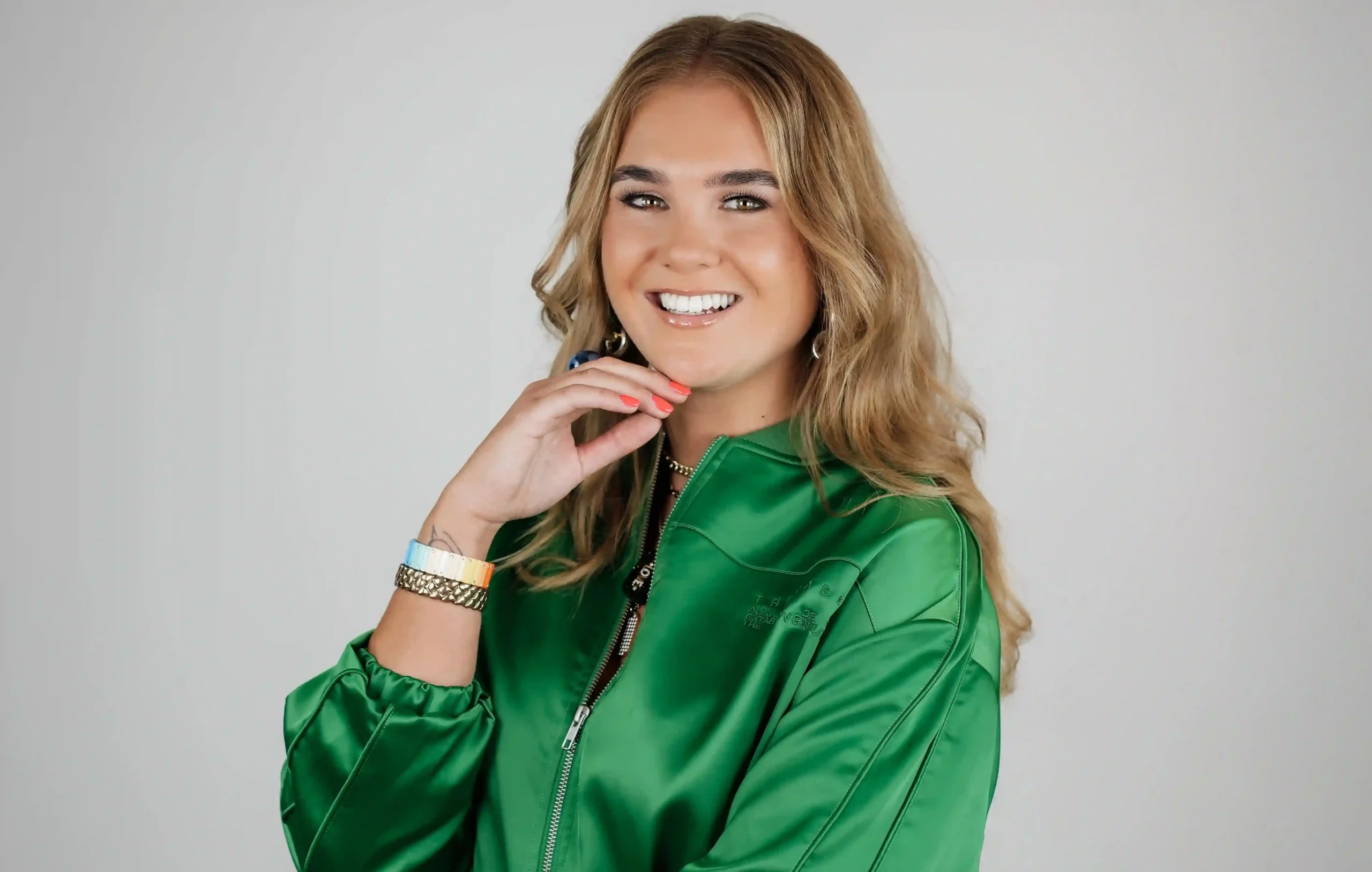 Annelie Smits boek je bij Burolivemuziek.nl