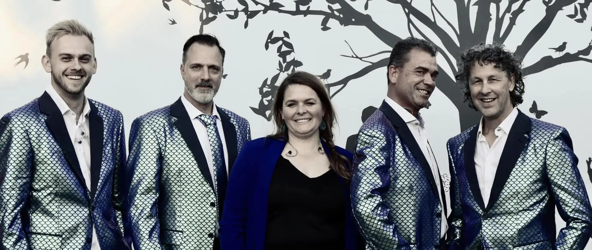 Waaz Coverband boek je bij Burolivemuziek.nl