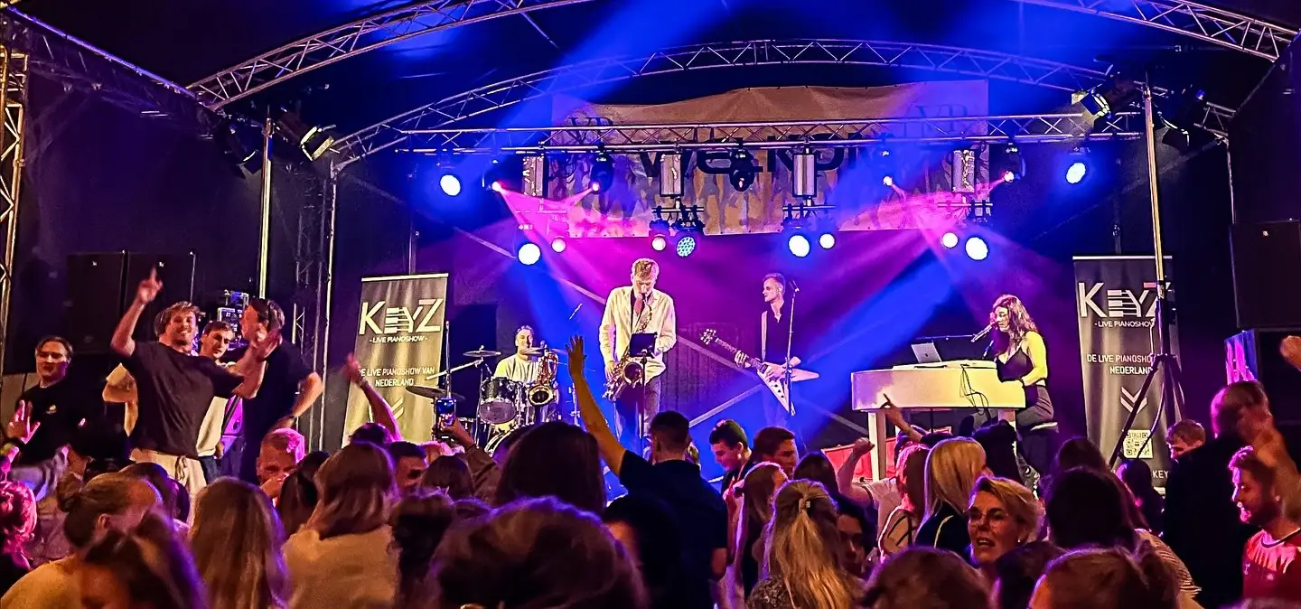 KeyZ boek je bij Burolivemuziek.nl