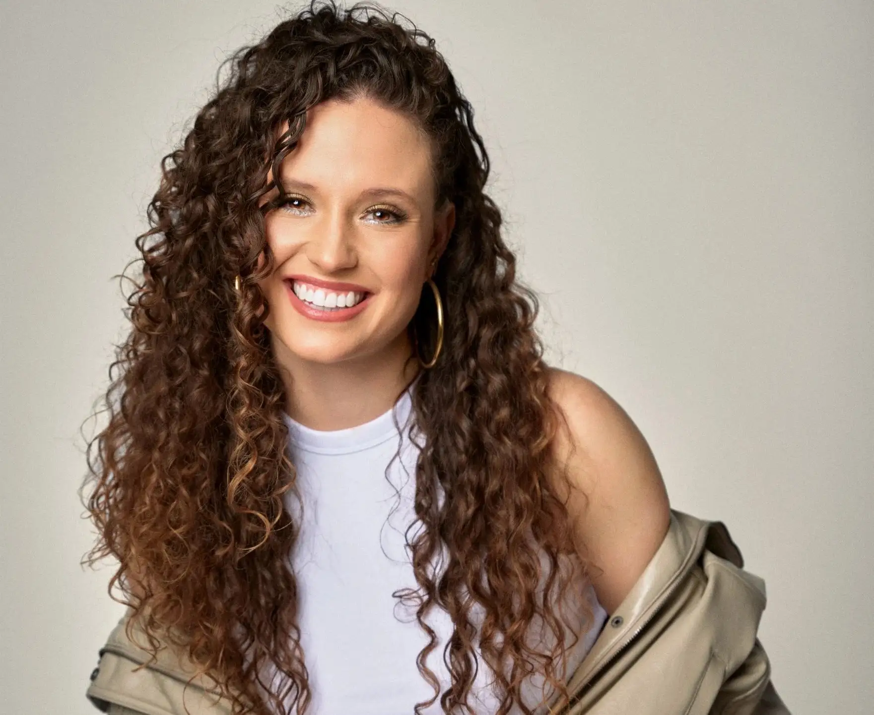 Eleftheria boek je bij Burolivemuziek.nl