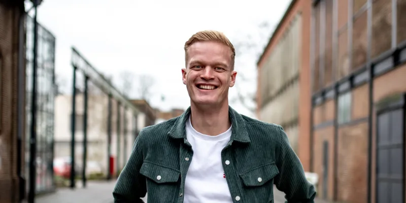 Reinier Peters boek je bij Burolivemuziek.nl