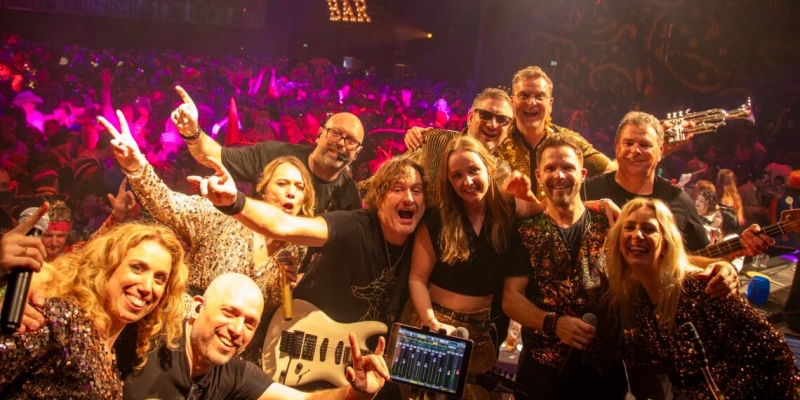 Band2Party boek je bij Burolivemuziek.nl