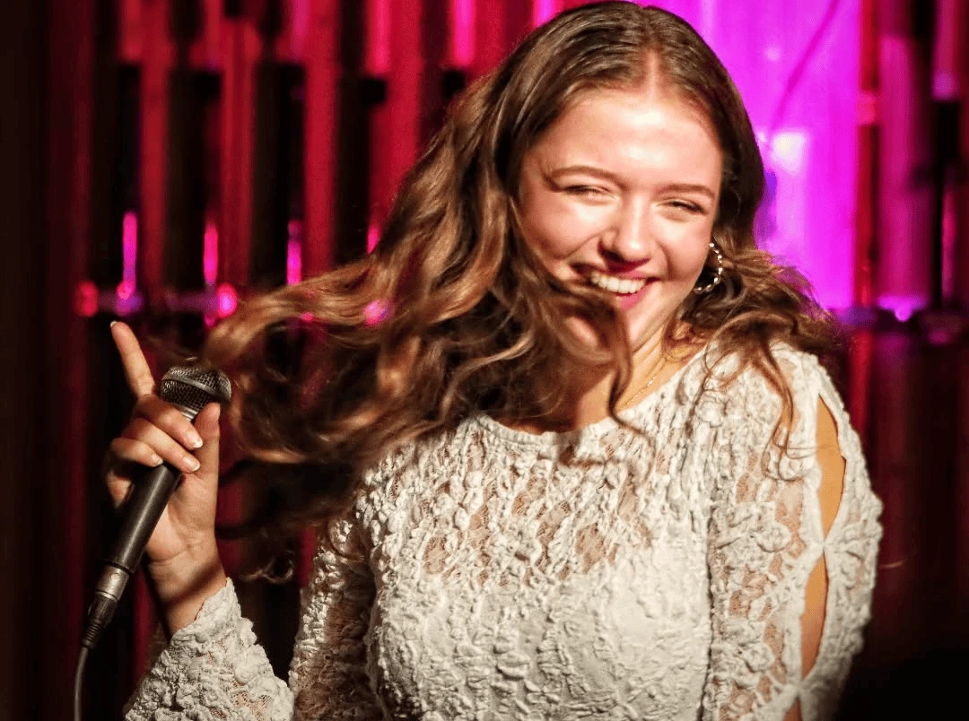 Marit Kraak boek je bij Burolivemuziek.nl